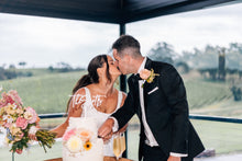 Load image into Gallery viewer, CAKE TOPPER - WEDDING