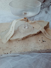 Load image into Gallery viewer, LINEN FABRIC - PLACE CARDS GOLD FONT