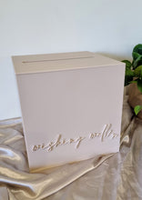 Load image into Gallery viewer, WISHING WELL