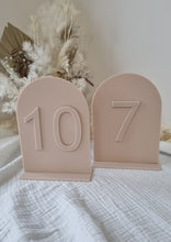 Load image into Gallery viewer, TABLE NUMBERS SIGNS - SANS