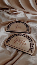 Load image into Gallery viewer, PLACE CARDS - SEMI CIRCLE - RATTAN