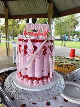 Load image into Gallery viewer, CAKE TOPPER - BERRY FIRST
