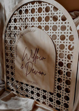 Load image into Gallery viewer, WEDDING WELCOME SIGN - FULL ARCH - RATTAN
